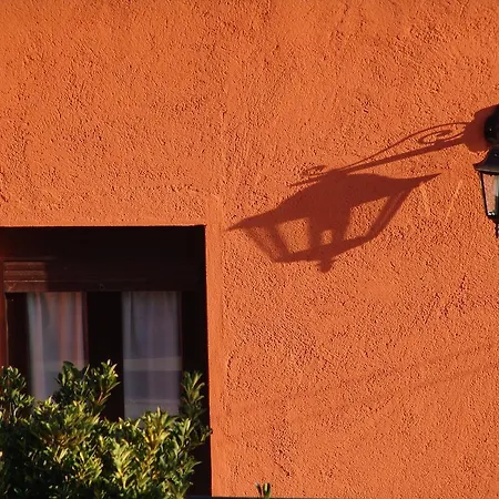 בית כפרי Enkartada *